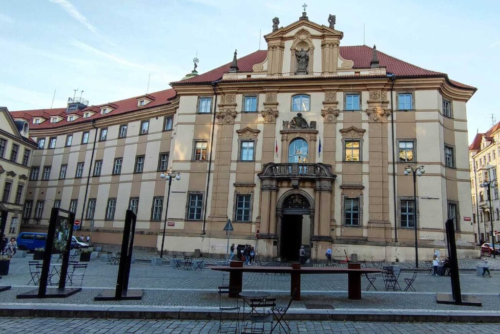 Klementinum mit Tschechische Nationalbibliothek 